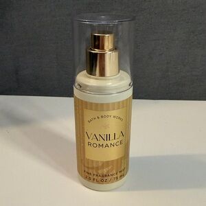 Vanilla Romance Travel Size Fine Fragrance Mist bath and body works See Descrip